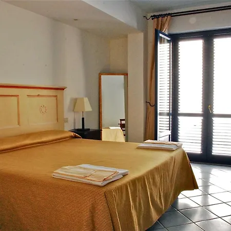 Hotel Enrica - Aeolian Charme