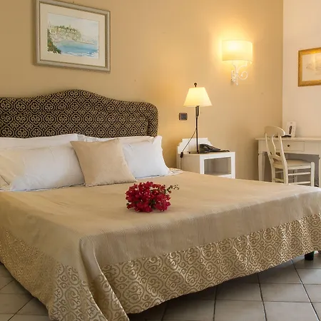 Enrica - Aeolian Charme Hotel