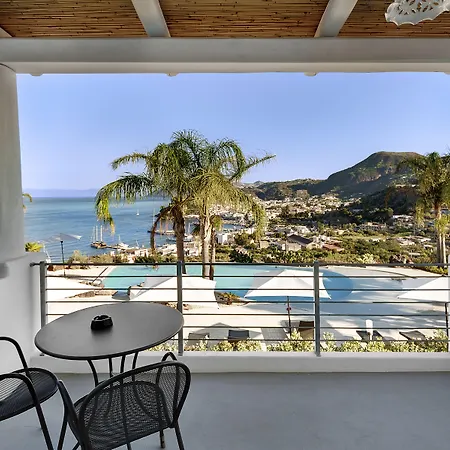 Enrica - Aeolian Charme ליפארי