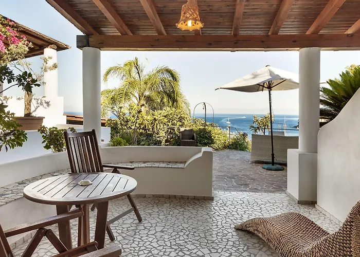 Hotel Enrica - Aeolian Charme 4*