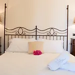 Enrica - Aeolian Charme Szálloda 4*