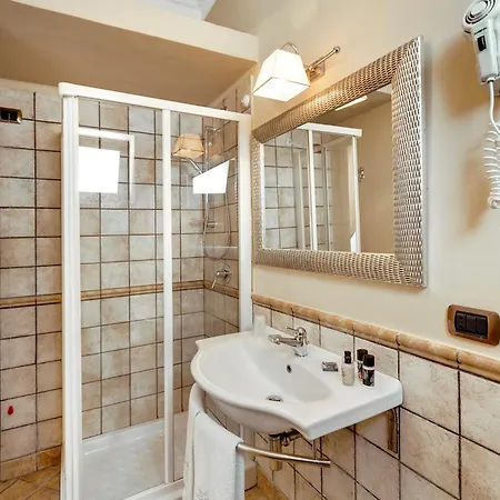 Enrica - Aeolian Charme Hotel 4*