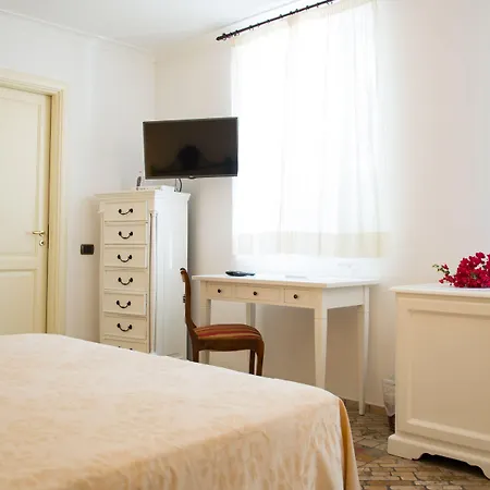 Enrica - Aeolian Charme Hotell 4*