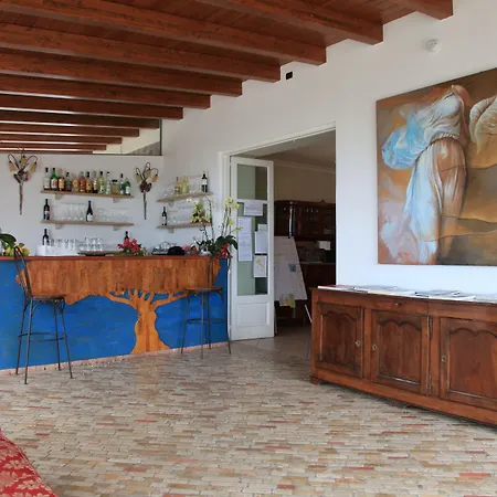 Enrica - Aeolian Charme Hotell 4*