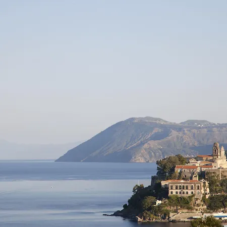 Enrica - Aeolian Charme Hotell