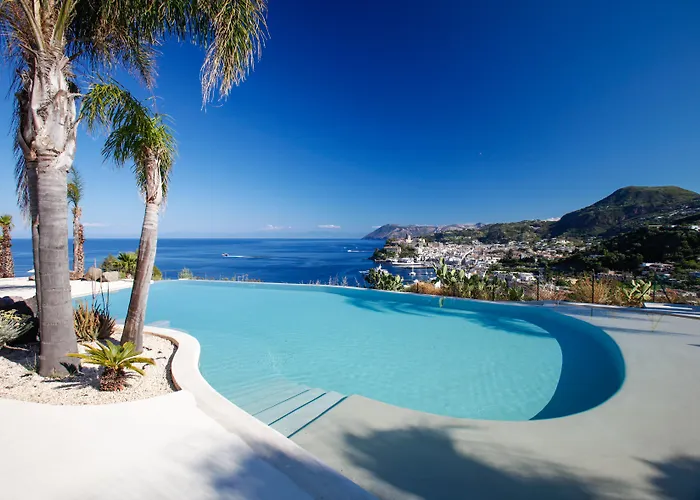 Enrica - Aeolian Charme 호텔