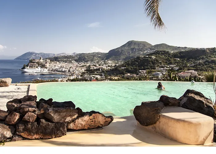 Enrica - Aeolian Charme Hotel 4*