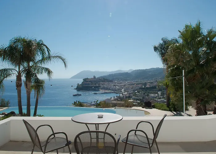 Enrica - Aeolian Charme Hotel 4*